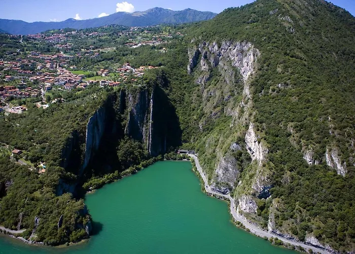 Nido Del Tadini